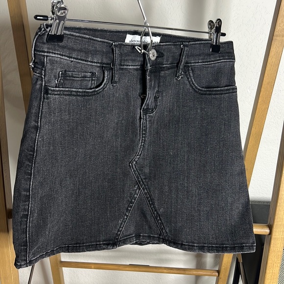 kids 11/12 - Picture 1 of 5